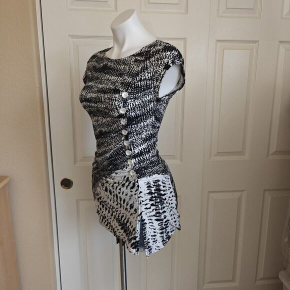 Joseph Ribkoff buttoned asymmetrical stretchy tunic sz 6 - Picture 3 of 8